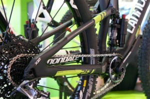 2014-Cannondale-Trigger-29er-Carbon-full-susp-mountain-bike03